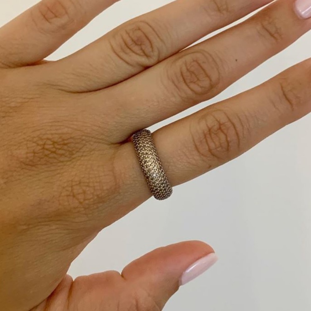Yellow diamonds ring